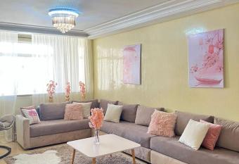 Luxueuse Appartement meubl   en plein centre has Balcony rooms