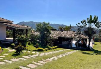 Ch  cara Mira Flores has Smoking rooms