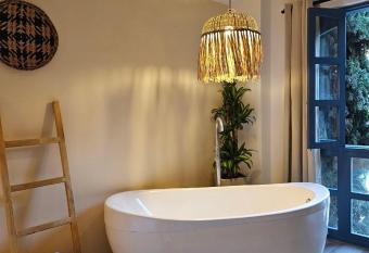 Luum Boutique hotel has rooms with a private hot tub