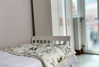 Shirley Gardens allows 18 year olds to book a room