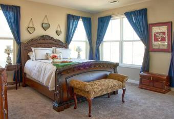 Peaceful-Vintage-Family Friendly allows 18 year olds to book a room