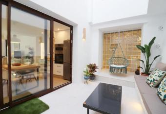 Antana has Balcony rooms