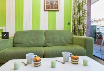 Apartamento familiar has Balcony rooms