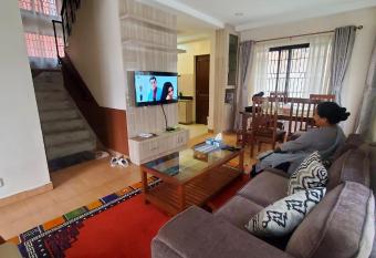 4BHK House in Colony has Balcony rooms