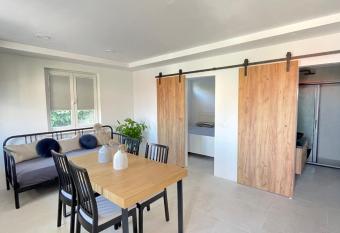 Bella Vista apartment 2 has Balcony rooms