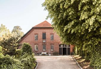 Hofgut Mollberg allows 18 year olds to book a room