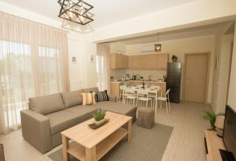 Potamos Luxury Apartment has Balcony rooms