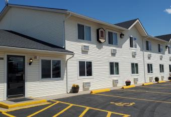 Wyo Inn allows 18 year olds to book a room