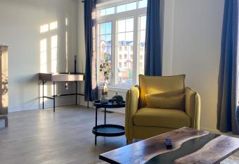 Brand new townhouse allows 18 year olds to book a room