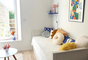 ANDY - Studio cosy avec ext  rieur allows 18 year olds to book a room