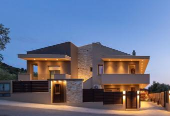 Villa Nous luxury has rooms with a private hot tub