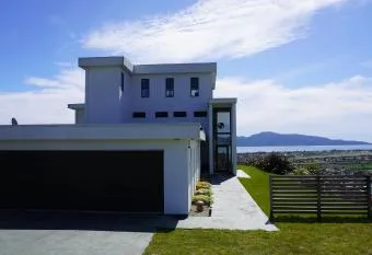 Tiny Home @ Matai Huka has Balcony rooms