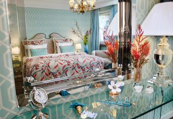 Hotel Esther  a has Balcony rooms