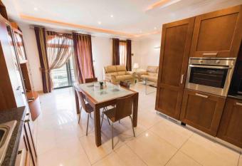 Amethyst allows 18 year olds to book a room