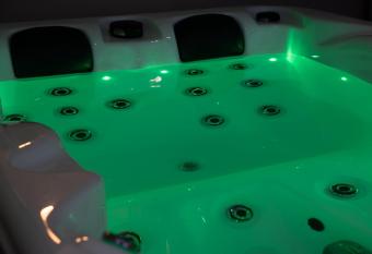 Argy jacuzzi suites has rooms with a private hot tub