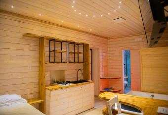 ARTEMIDE  allows 18 year olds to book a room