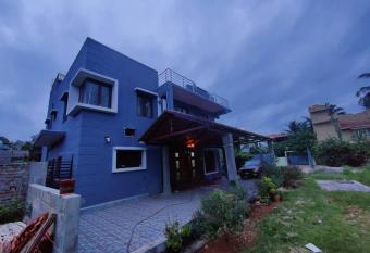 Shankar Farm Stay has Balcony rooms
