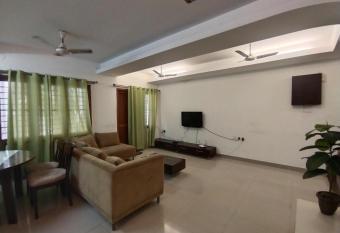 Handle property has Smoking/Balcony rooms