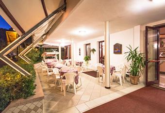 Hotel Rosa has Balcony rooms