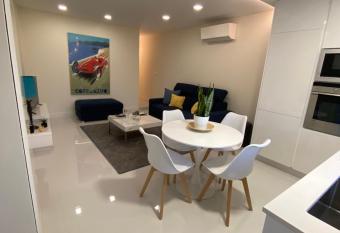 Appartement aux portes de Monaco has Balcony rooms