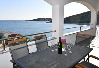 Apartmani Ajdukovi   has Balcony rooms