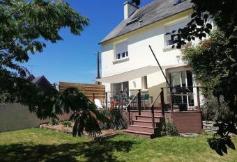 Maison familiale has Balcony rooms