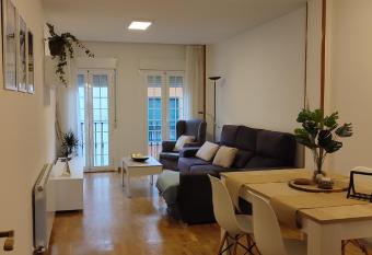 Villa Paraiso allows 18 year olds to book a room