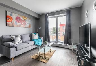 Modern 1BR Unit - Close To Downtown has Balcony rooms