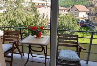 Floresti Chill&Nature has Balcony rooms