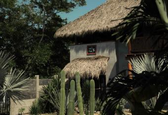 Casa Mexibali, Entire House allows 18 year olds to book a room