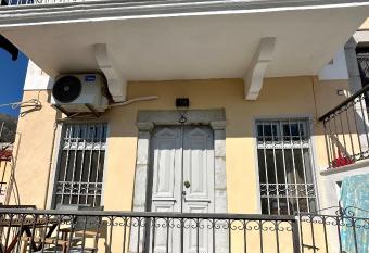 Evangelia has Balcony rooms