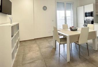 holiday home allows 18 year olds to book a room