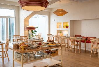 Praia FLH Hotels Ericeira allows 18 year olds to book a room