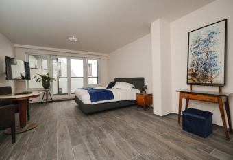 Aparthotel Yvonne has Balcony rooms