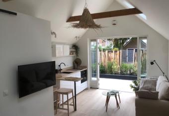 Dune Vieuw has Balcony rooms