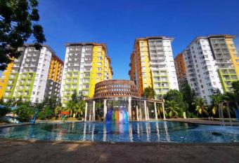 Anastays Studio & Apartment Suite with Free 2 & 4 Waterpark Tickets at Bayou Lagoon Resort has Balcony rooms