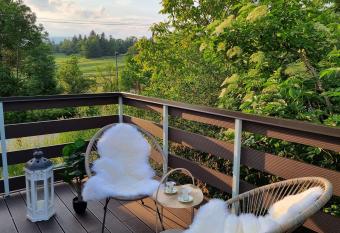 Apartma Katarina allows 18 year olds to book a room