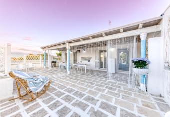 Happiness 2 has Balcony rooms