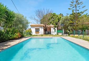 Casa Paqui 2 has Balcony rooms