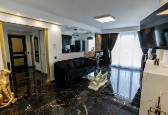 Home Angel spa has Balcony rooms