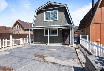 The Rock House - Walk to Big Bear Snow Play! Walk to Oktoberfest! Perfect weekend getaway! allows 18 year olds to book a room