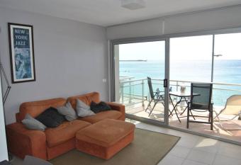 Despierte con el sonido del mar! has Balcony rooms