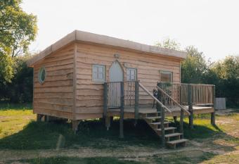 Catherine allows 18 year olds to book a room