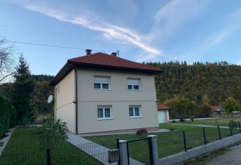 Apartman BAGI has Balcony rooms