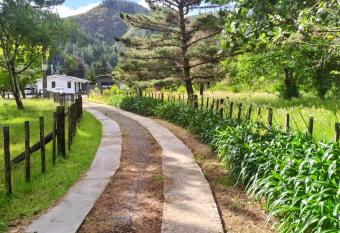 Akatarawa Valley Retreat a Cosy Two Bedroom Guest Suite has Balcony rooms