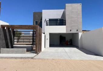 Mia's House has Balcony rooms
