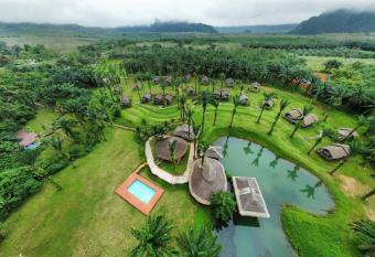 Cliff View Tent has Balcony rooms