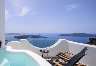 Aethria Villa allows 18 year olds to book a room