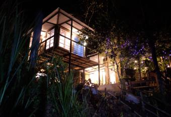 Camp-Ula has Balcony rooms