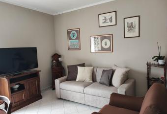 Come a casa allows 18 year olds to book a room